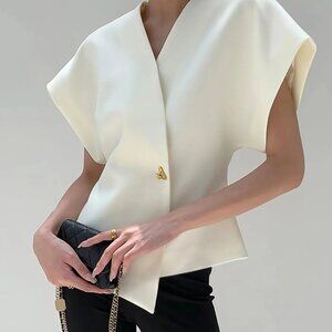 BRAND NEW IN PACKAGE Commense Trendy V-Neck Button Down Blouse in White